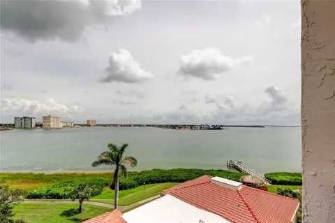 6218 PALMA DEL MAR BOULEVARD S #606