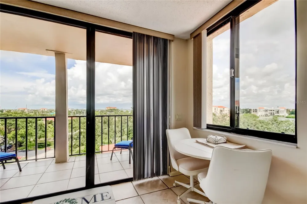6218 PALMA DEL MAR BOULEVARD S #606 St Petersburg, FL 33715