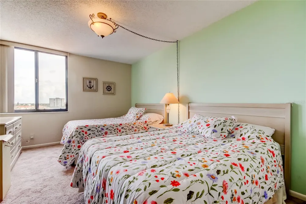 6218 PALMA DEL MAR BOULEVARD S #606 St Petersburg, FL 33715