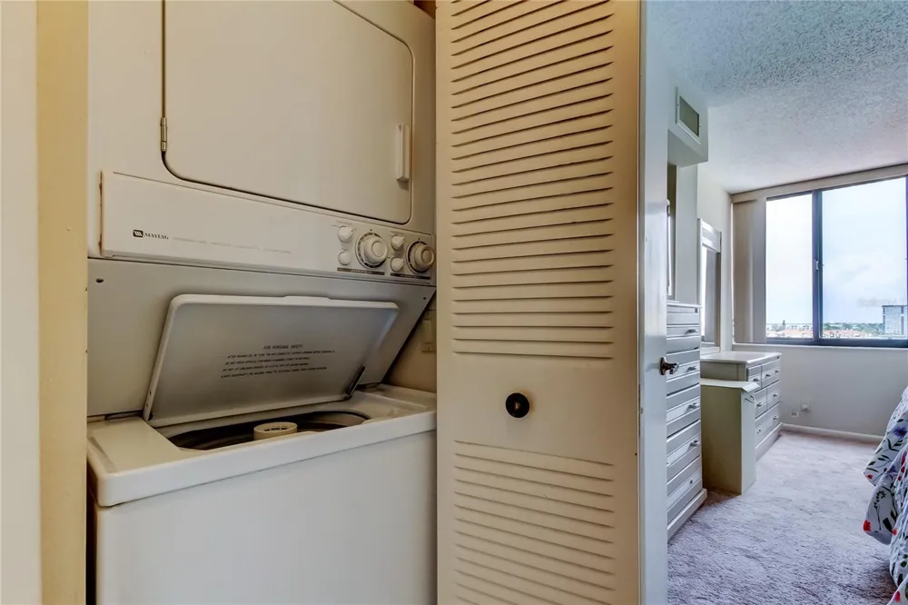 6218 PALMA DEL MAR BOULEVARD S #606 St Petersburg, FL 33715