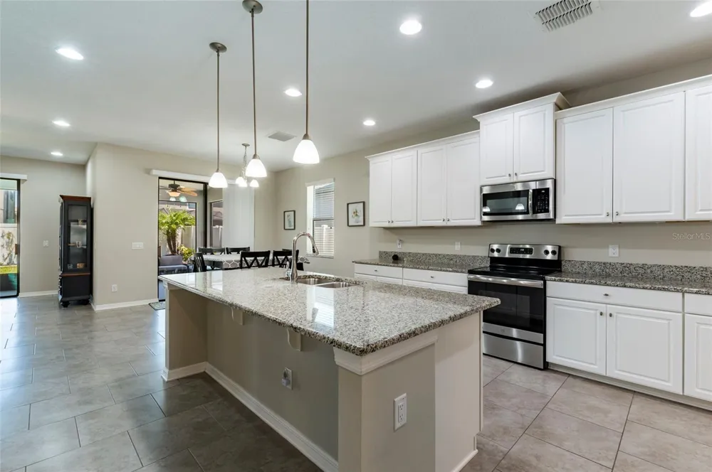 11420 AMAPOLA BLOOM COURT Riverview, FL 33579