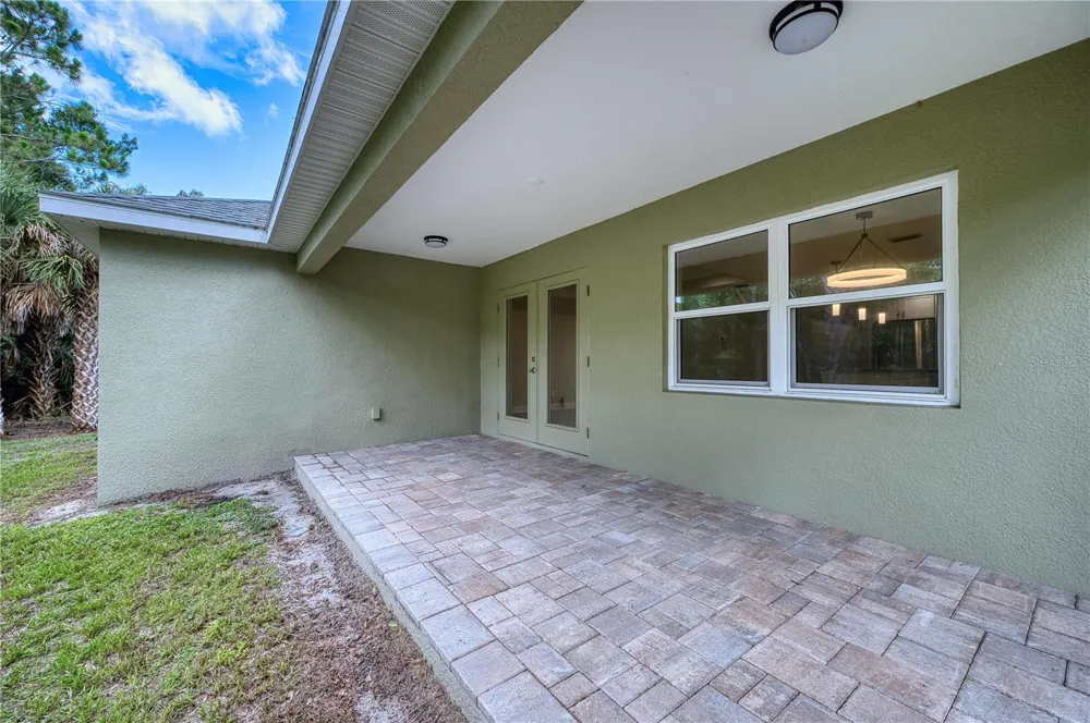 1183 CEDAR AVENUE Englewood, FL 34223