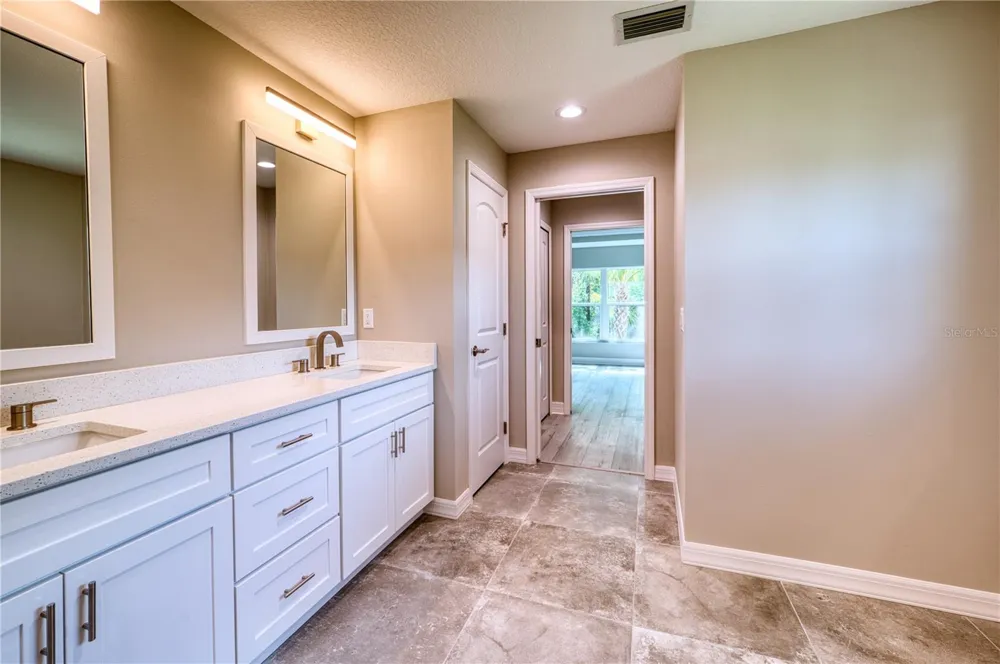 1183 CEDAR AVENUE Englewood, FL 34223