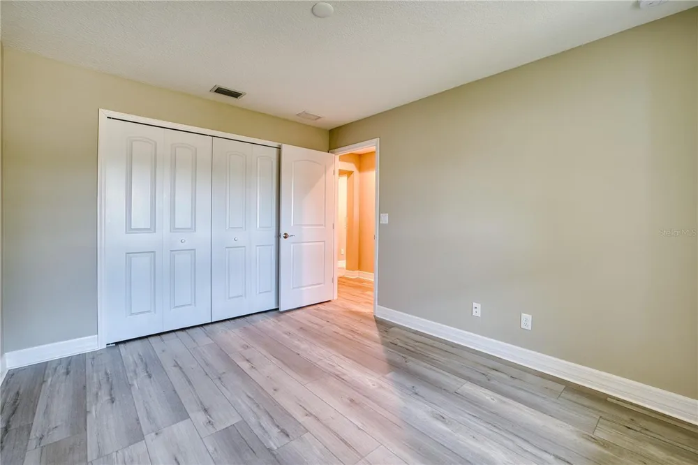 1183 CEDAR AVENUE Englewood, FL 34223