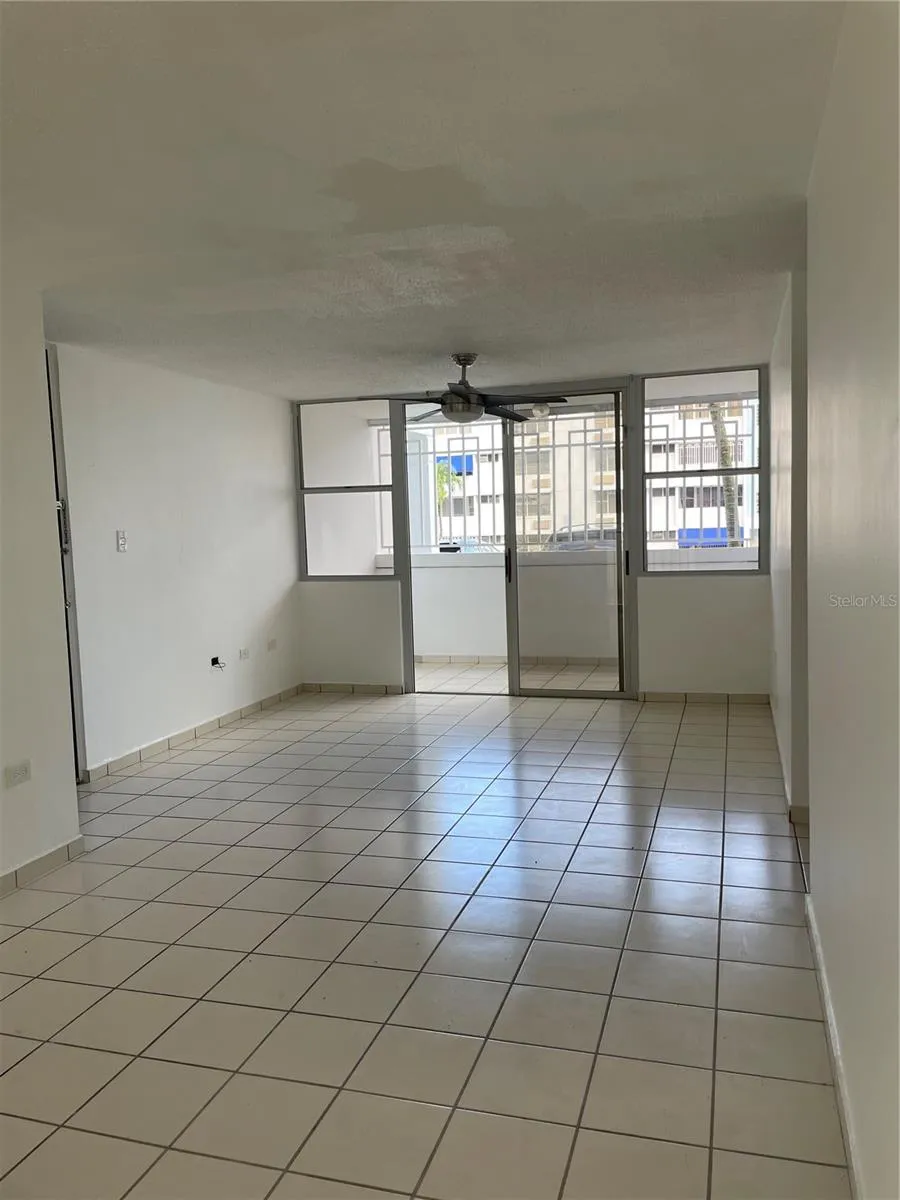 PR-833 CONDO. PORTICOS DE GUAYNABO #103 Guaynabo, PR 00971