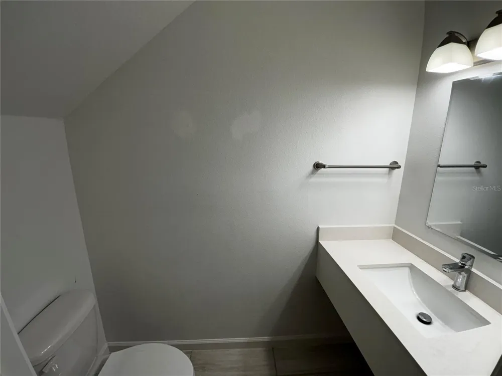 1209 SOUTHSTATION PLACE #303 Orlando, FL 32809