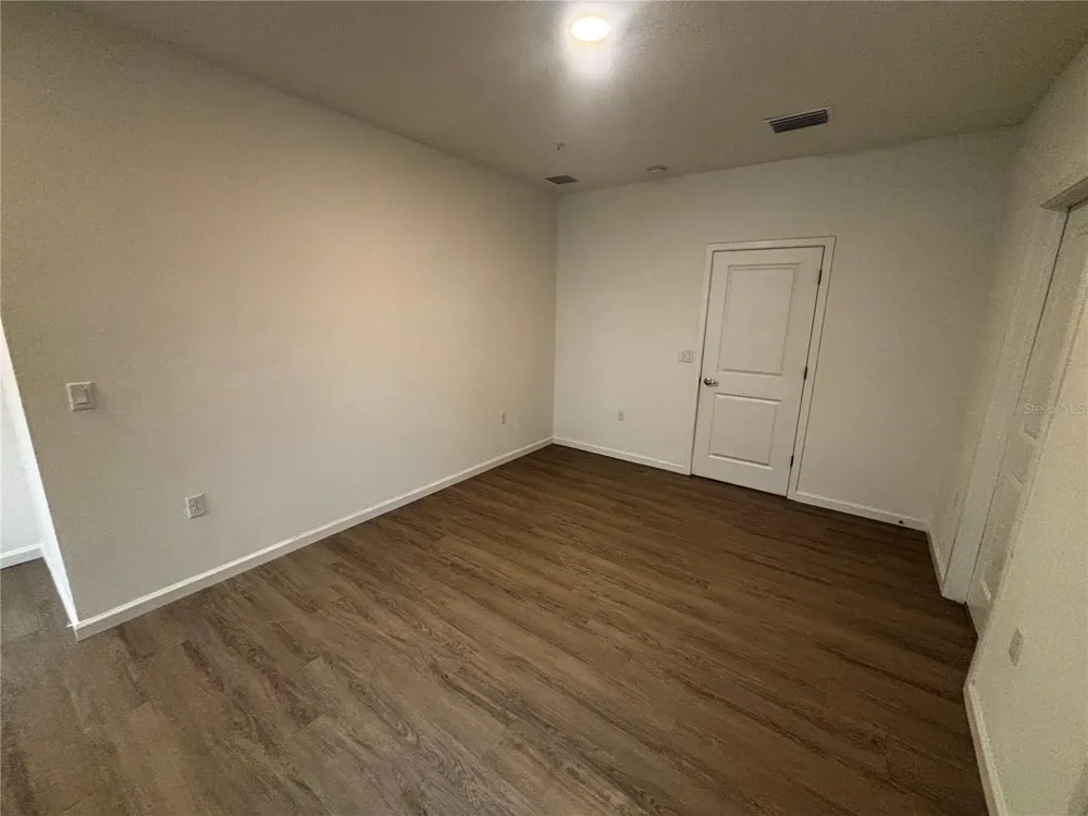 1209 SOUTHSTATION PLACE #303 Orlando, FL 32809