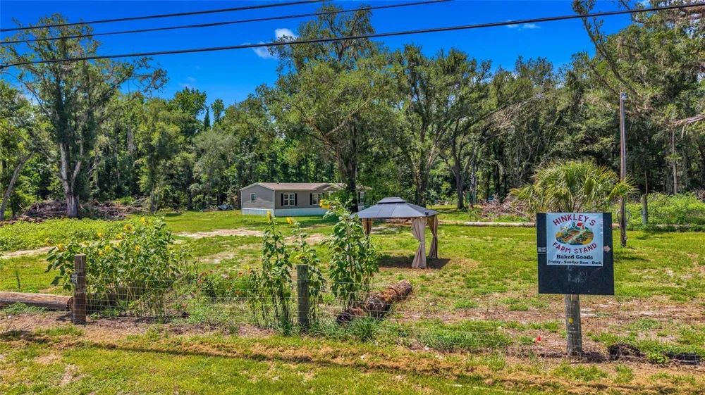 24050 CORTEZ BOULEVARD Brooksville, FL 34601