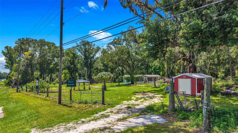 24050 CORTEZ BOULEVARD Brooksville, FL 34601
