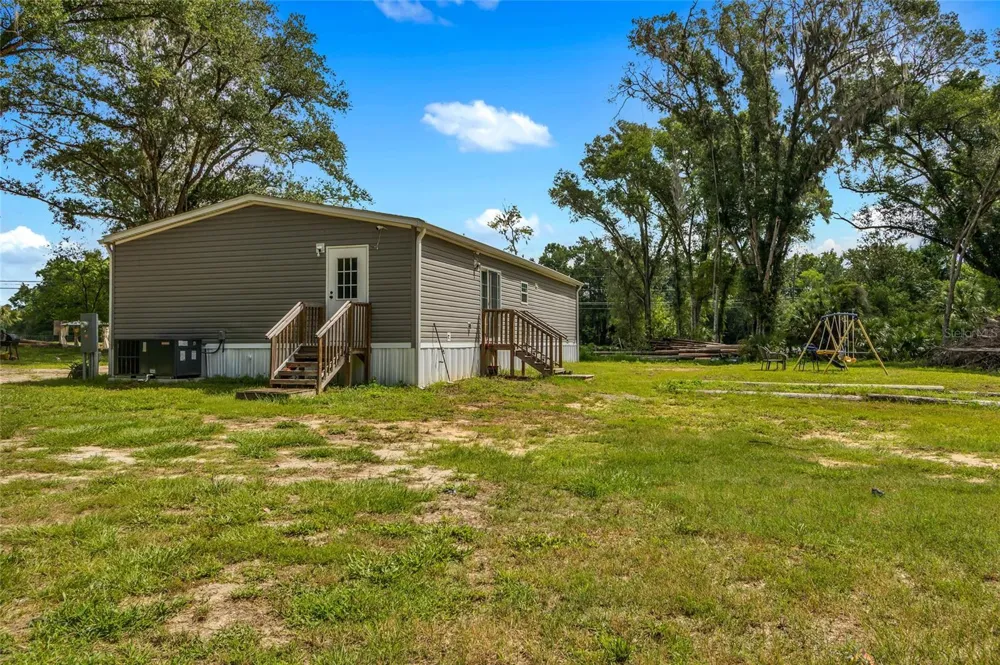 24050 CORTEZ BOULEVARD Brooksville, FL 34601
