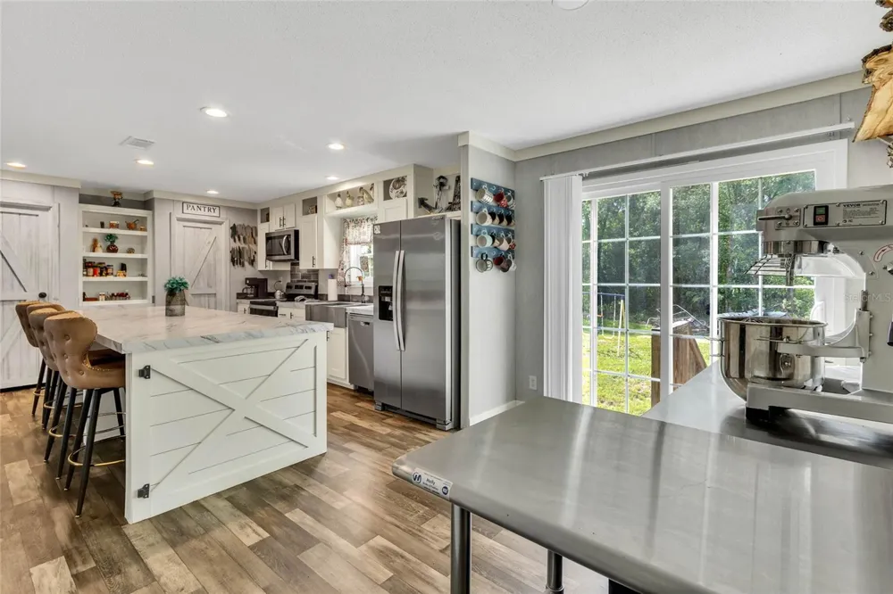 24050 CORTEZ BOULEVARD Brooksville, FL 34601