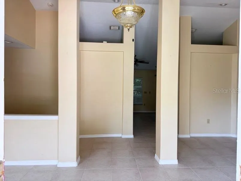 12721 OLA AVENUE Tampa, FL 33612