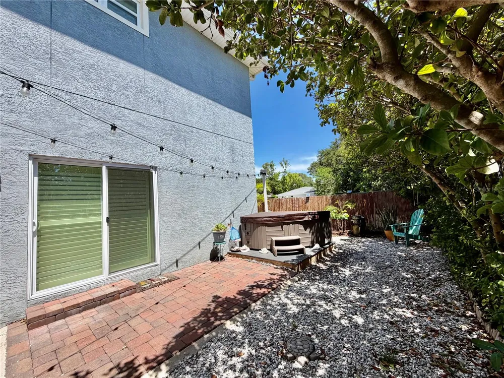 281 ASHLEY COURT Dunedin, FL 34698