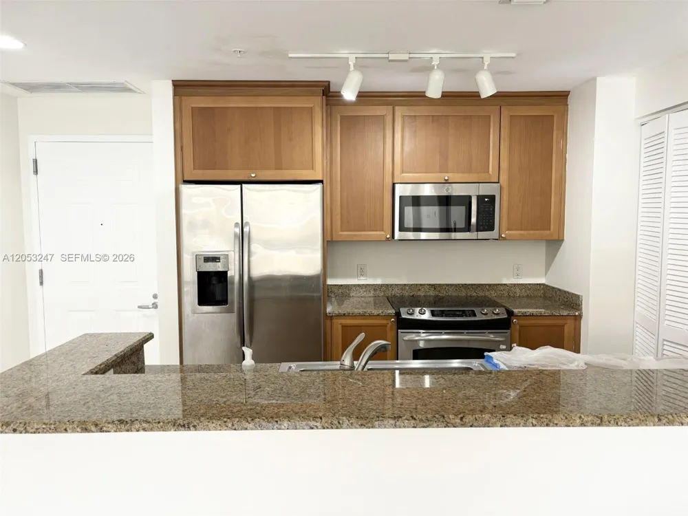 55 MERRICK WAY WY #713 Coral Gables, FL 33134