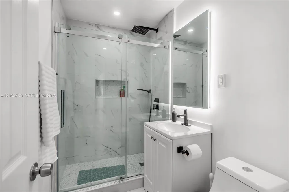 2424 NE 18th Ave Wilton Manors, FL 33305