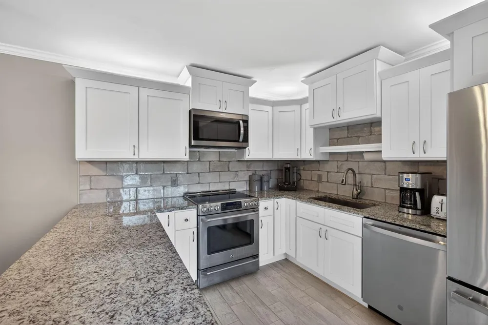 112 OCEAN COVE DRIVE Jupiter, FL 33477