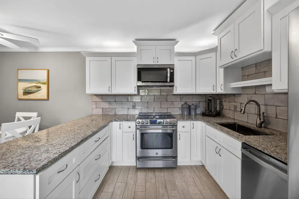 112 OCEAN COVE DRIVE Jupiter, FL 33477
