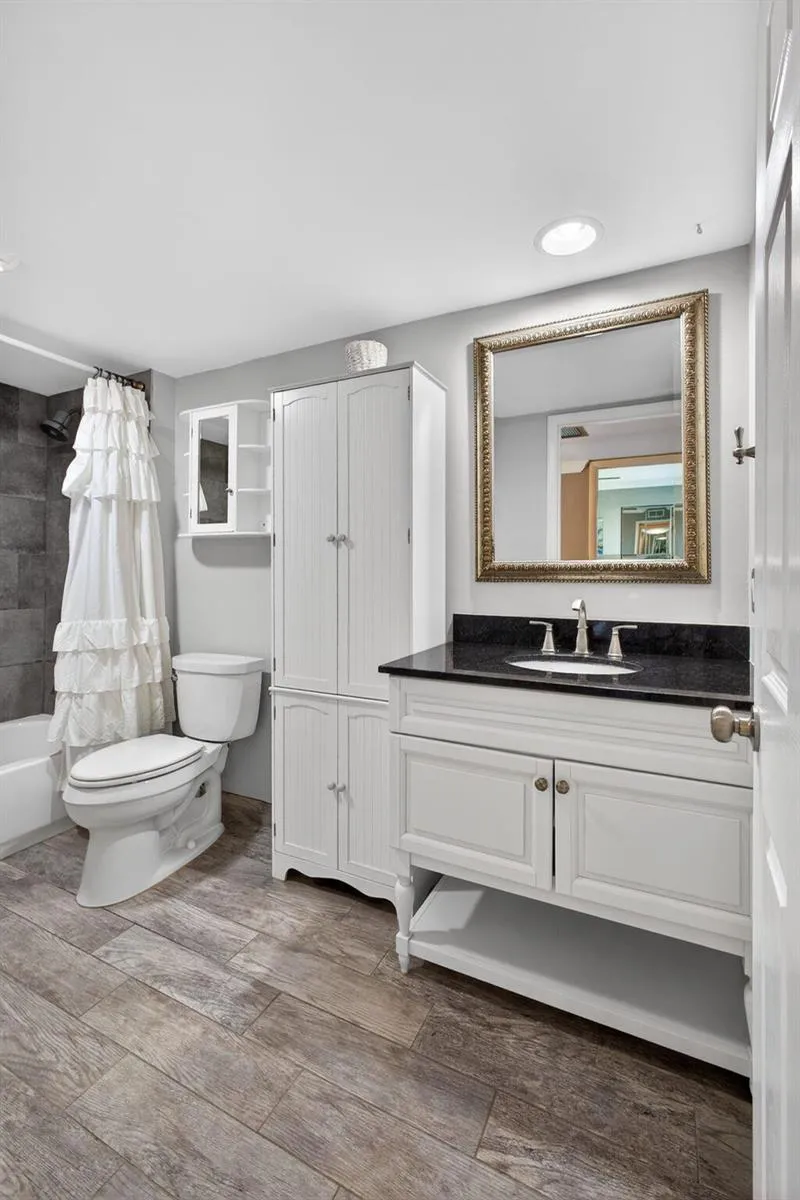 112 OCEAN COVE DRIVE Jupiter, FL 33477