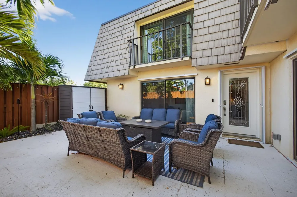 112 OCEAN COVE DRIVE Jupiter, FL 33477