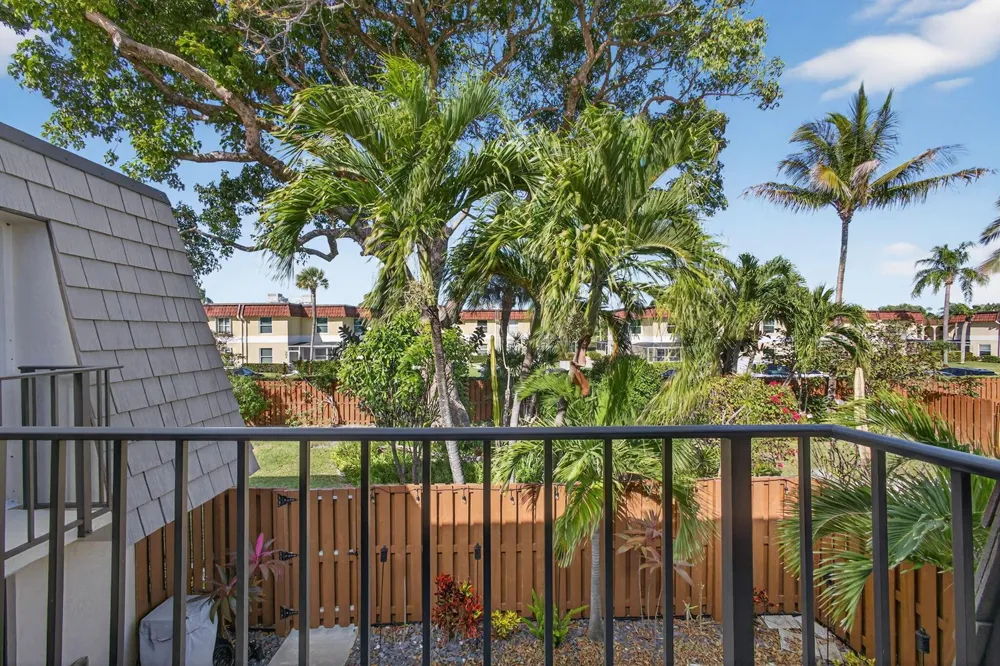 112 OCEAN COVE DRIVE Jupiter, FL 33477