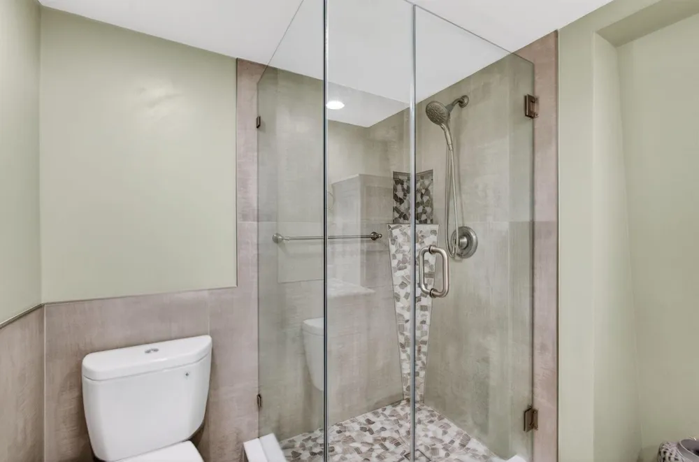 112 OCEAN COVE DRIVE Jupiter, FL 33477