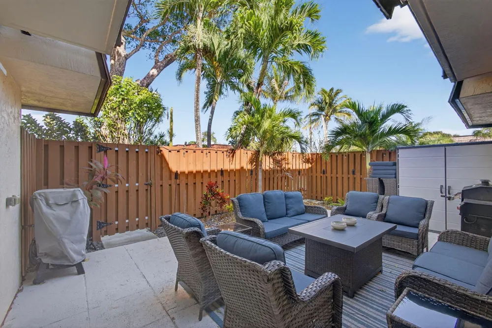 112 OCEAN COVE DRIVE Jupiter, FL 33477