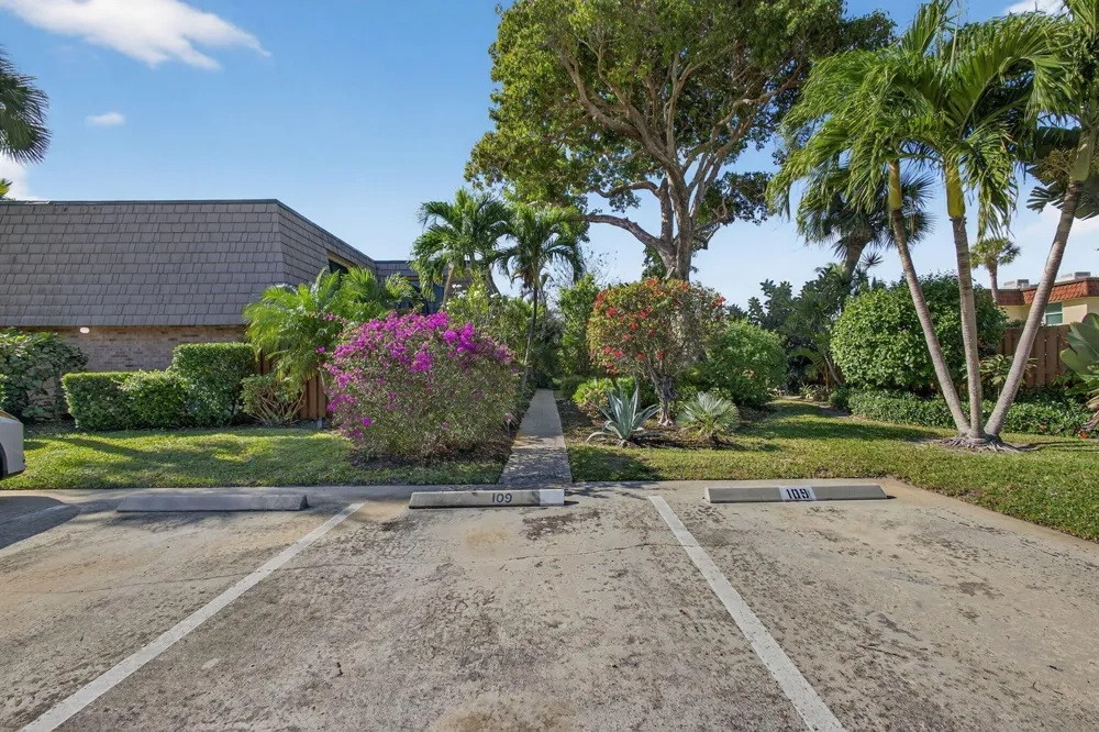 112 OCEAN COVE DRIVE Jupiter, FL 33477