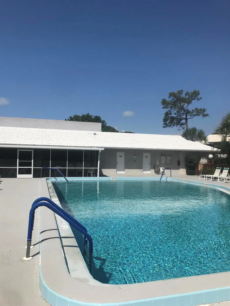 303 SE Castle Court SE #3-C Port St. Lucie, FL 34952