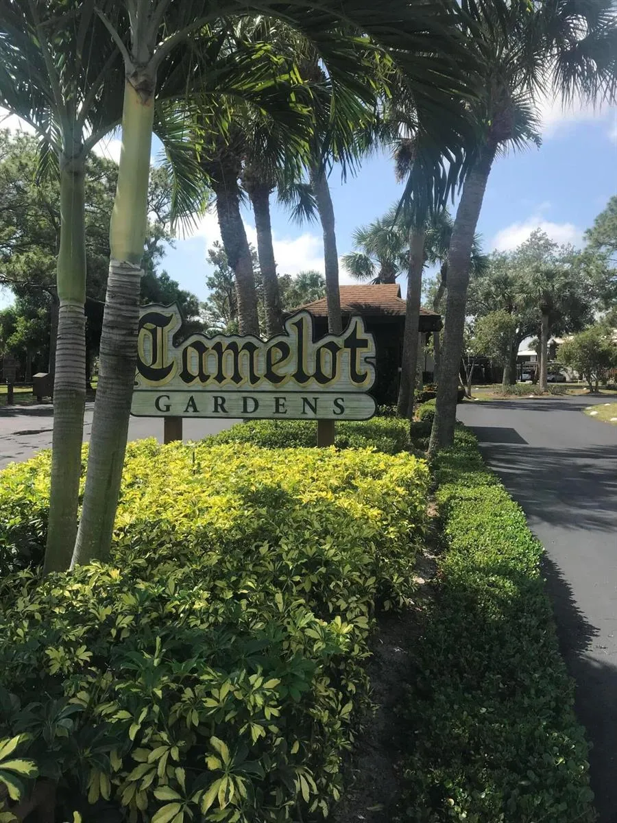 303 SE Castle Court SE #3-C Port St. Lucie, FL 34952