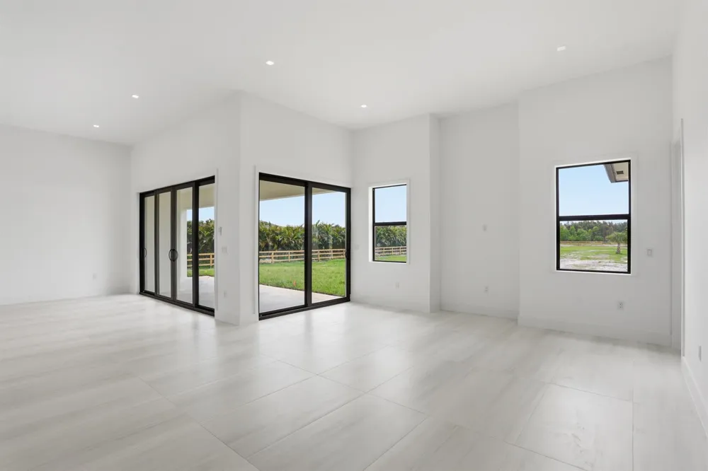 2324 Deer Run Trail Loxahatchee, FL 33470