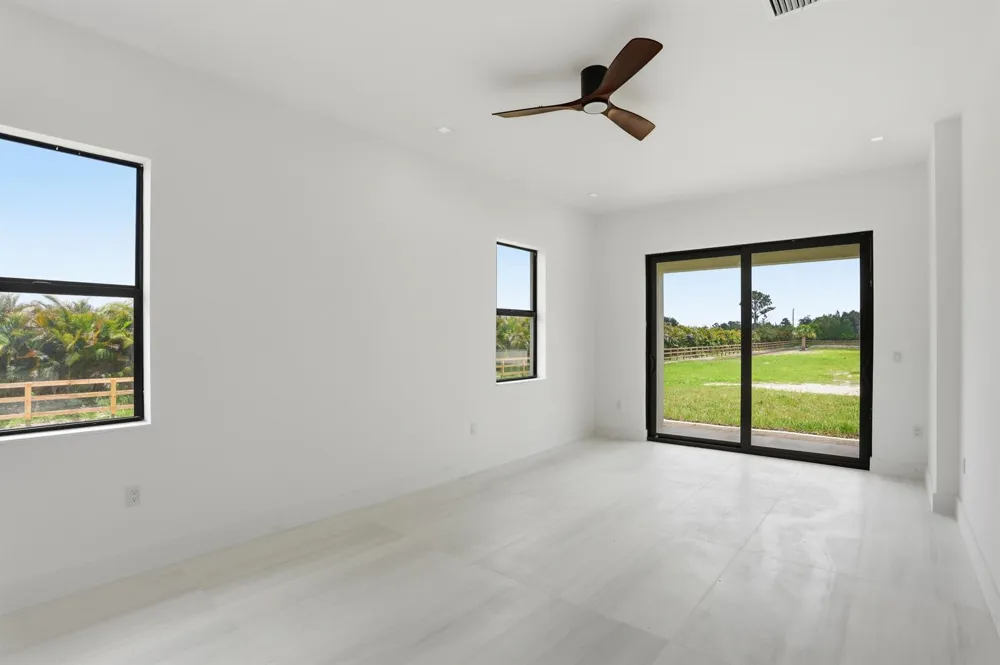 2324 Deer Run Trail Loxahatchee, FL 33470