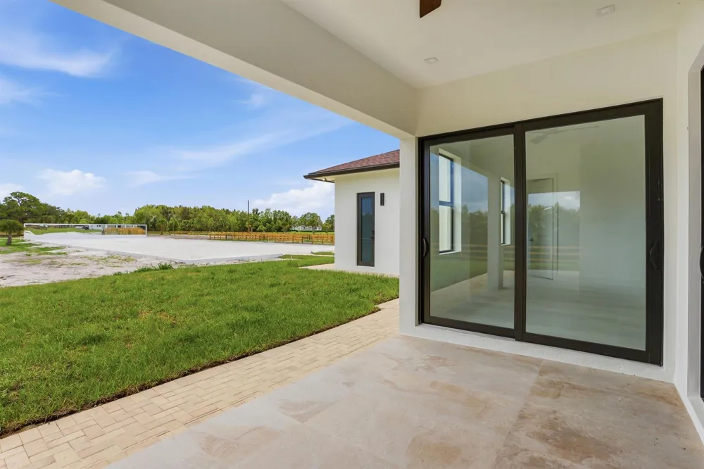 2324 Deer Run Trail Loxahatchee, FL 33470