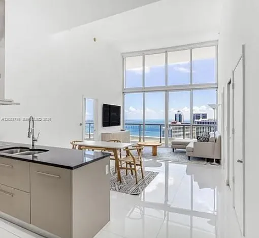 495 Brickell Ave #4105 Miami, FL 33131