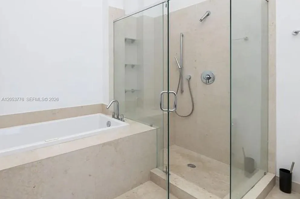 495 Brickell Ave #4105 Miami, FL 33131