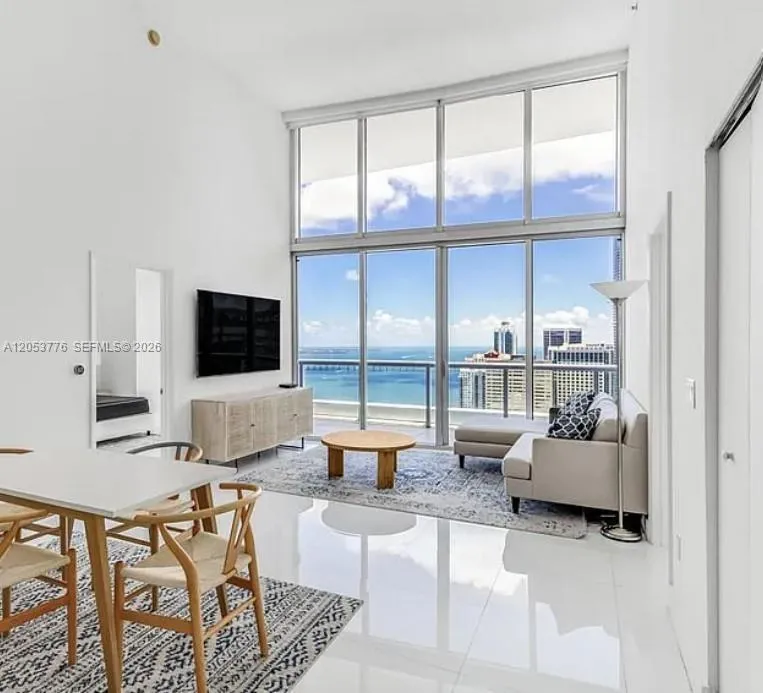 495 Brickell Ave #4105 Miami, FL 33131