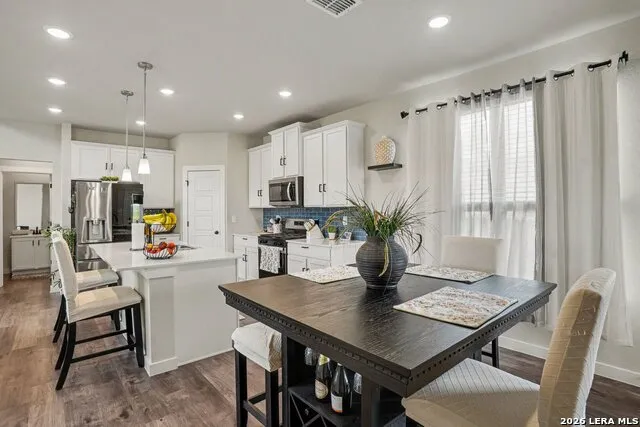 6159 Daphne Hl San Antonio, TX 78253