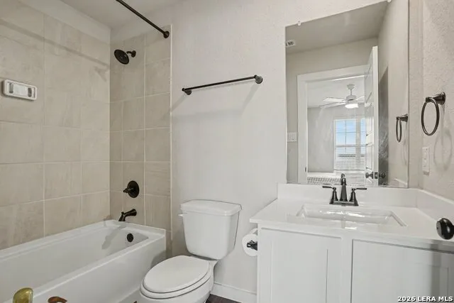 6159 Daphne Hl San Antonio, TX 78253