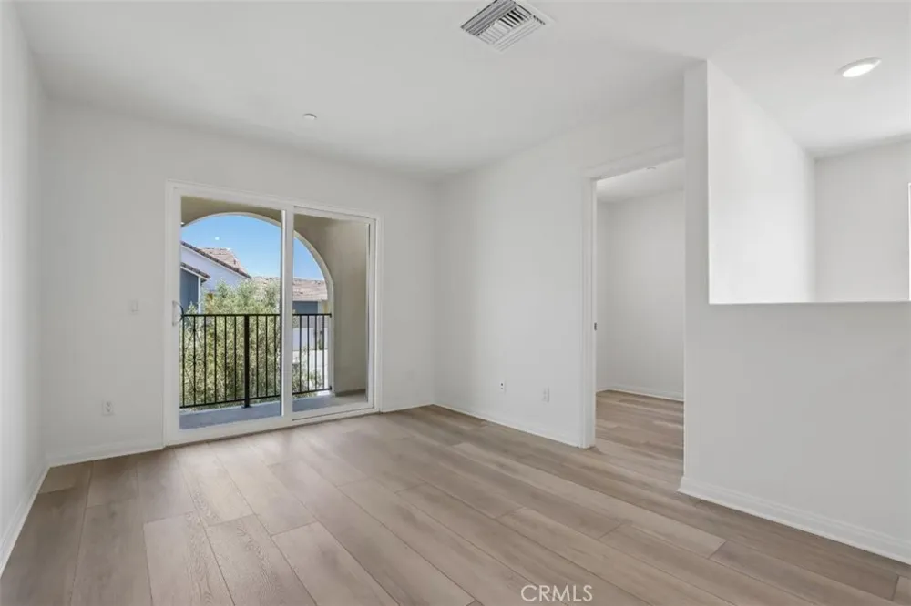 4295 S Hermosa Paseo Ontario, CA 91761