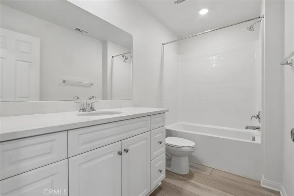 4295 S Hermosa Paseo Ontario, CA 91761