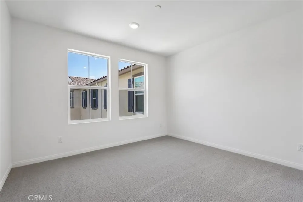 4295 S Hermosa Paseo Ontario, CA 91761
