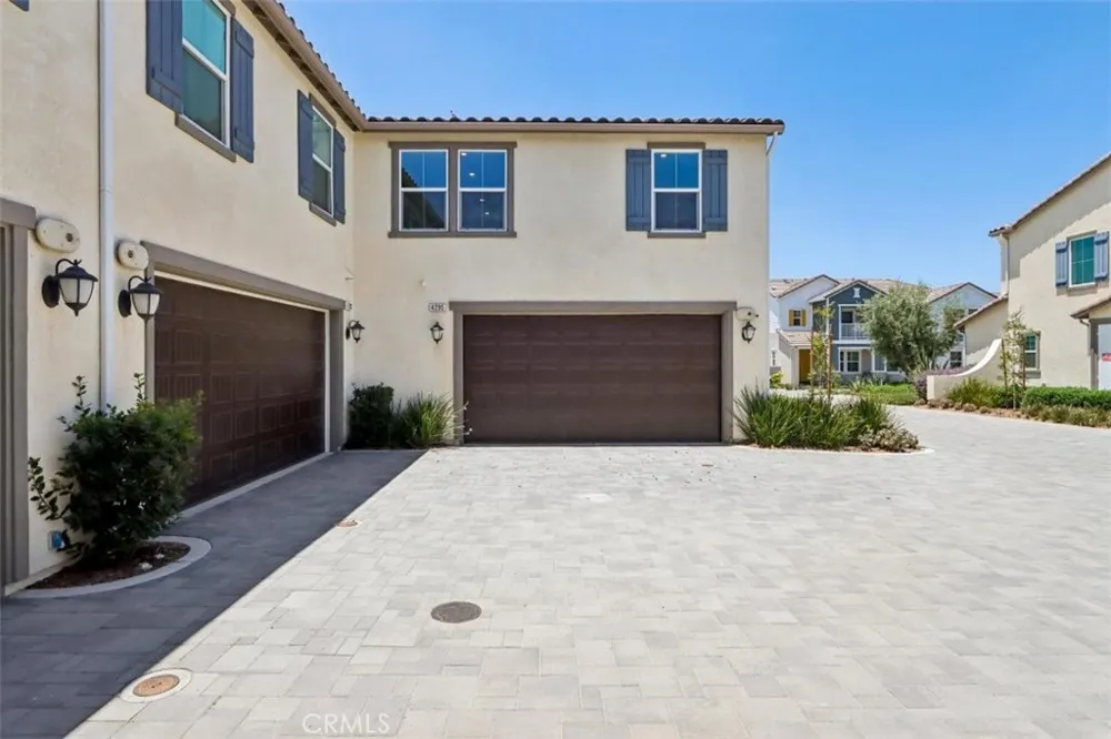 4295 S Hermosa Paseo Ontario, CA 91761
