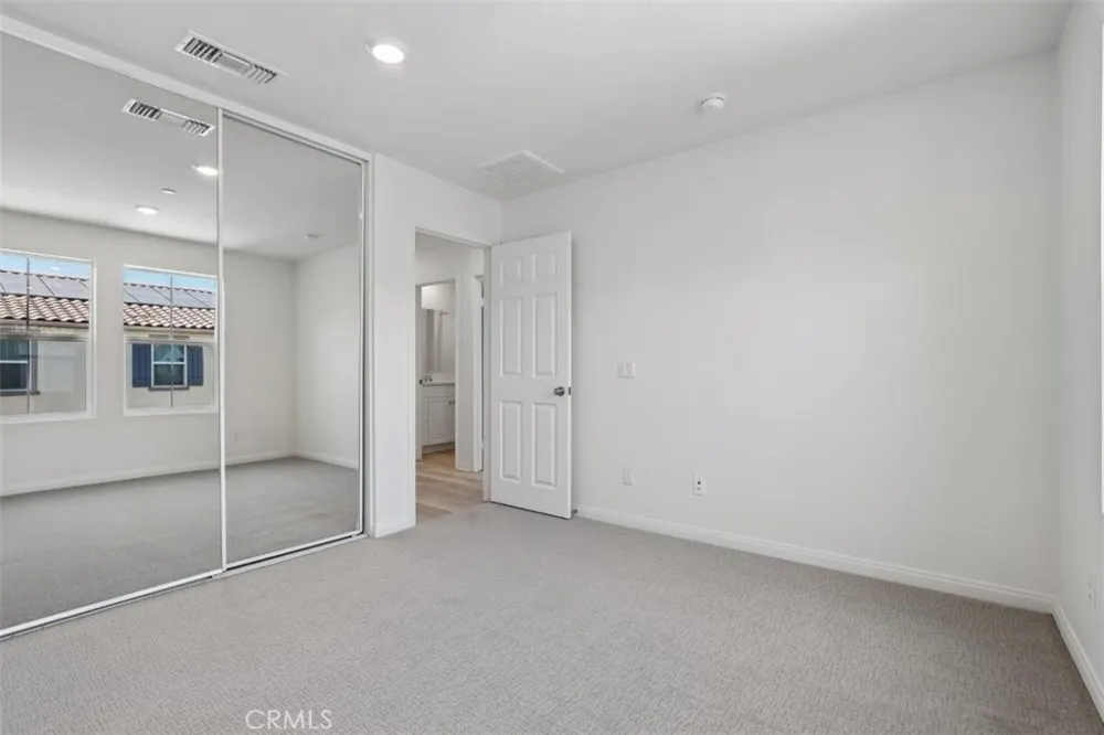 4295 S Hermosa Paseo Ontario, CA 91761