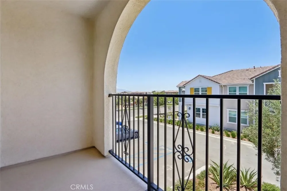 4295 S Hermosa Paseo Ontario, CA 91761