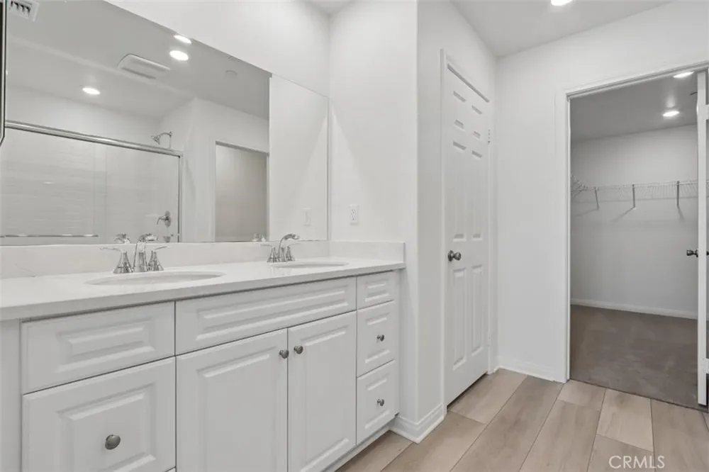 4295 S Hermosa Paseo Ontario, CA 91761