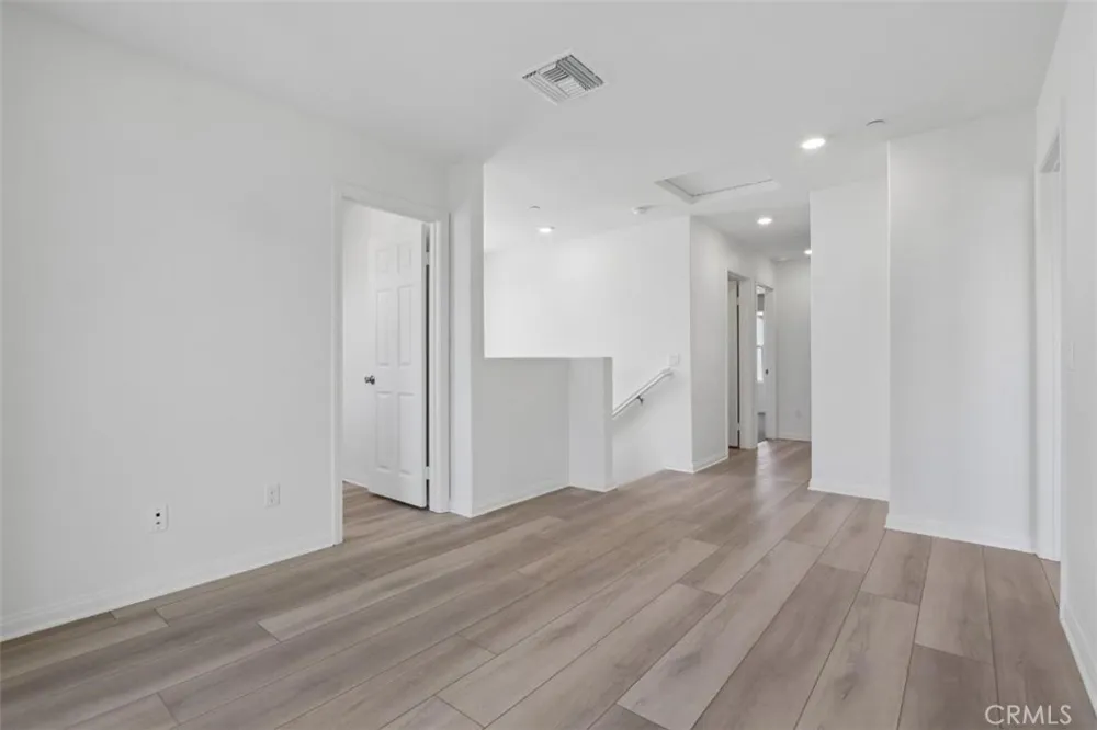 4295 S Hermosa Paseo Ontario, CA 91761