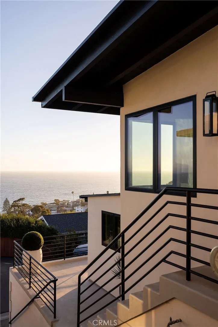 2936 Alexander Road Laguna Beach, CA 92651