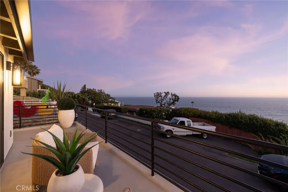 2936 Alexander Road Laguna Beach, CA 92651