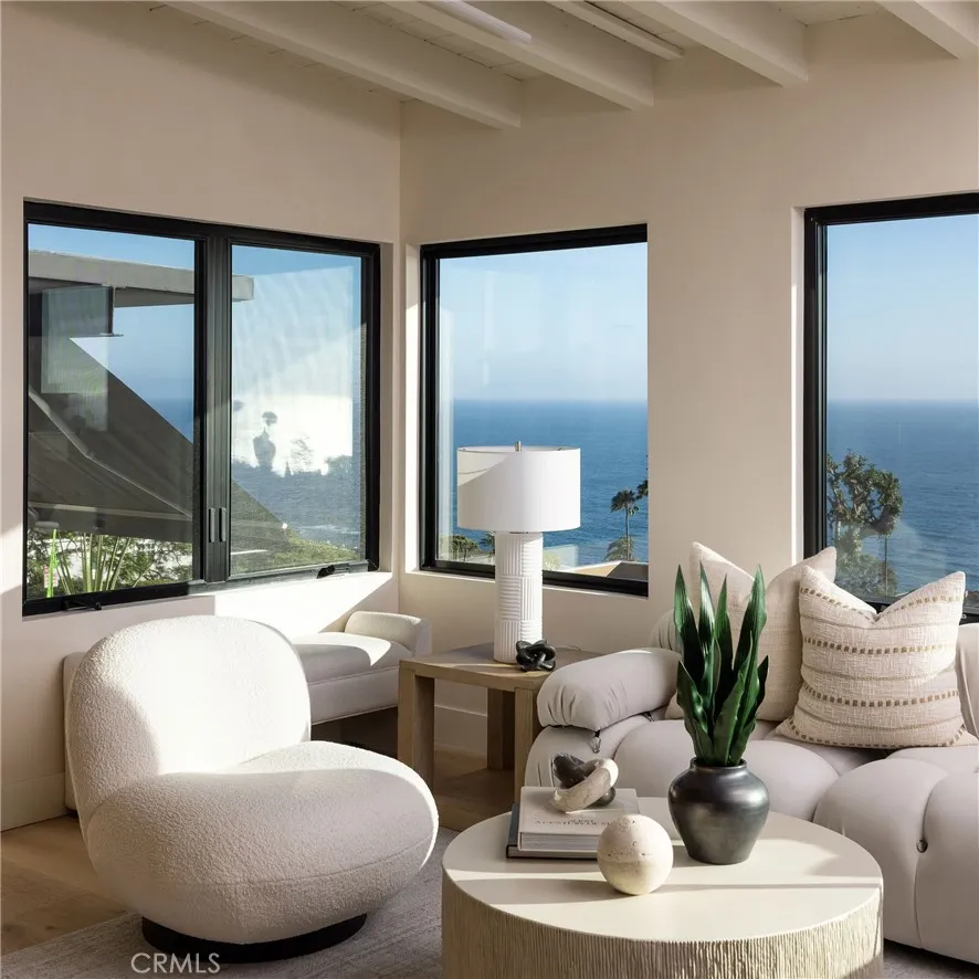 2936 Alexander Road Laguna Beach, CA 92651