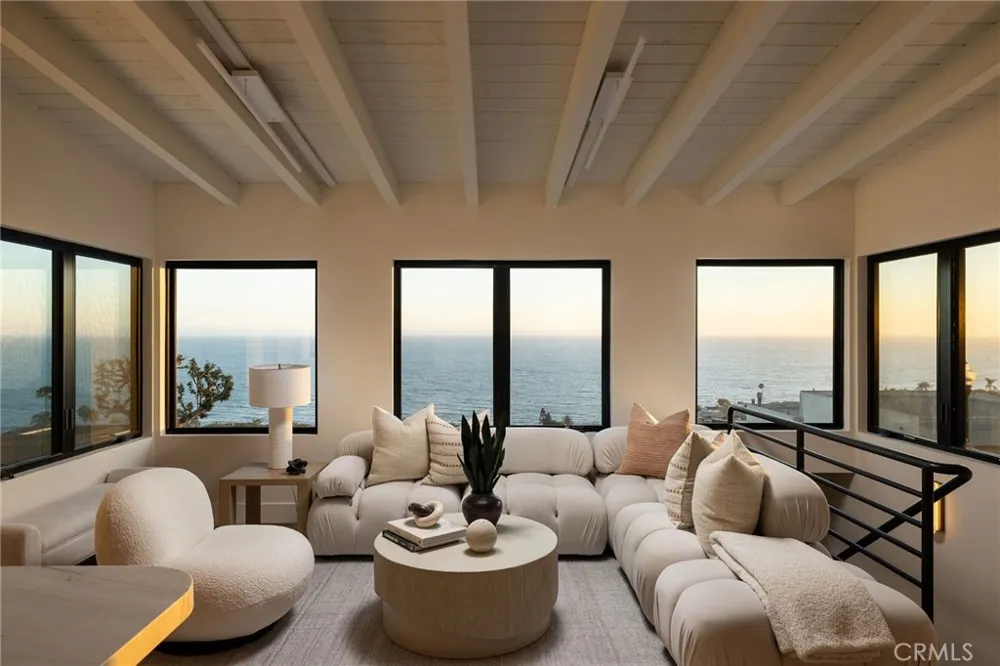 2936 Alexander Road Laguna Beach, CA 92651