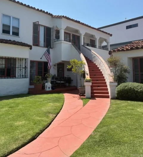 910 9th Street